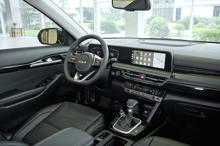 Nội thất KIA Seltos 2026 hiện đại với màn hình kép Panoramic 10,25 inch