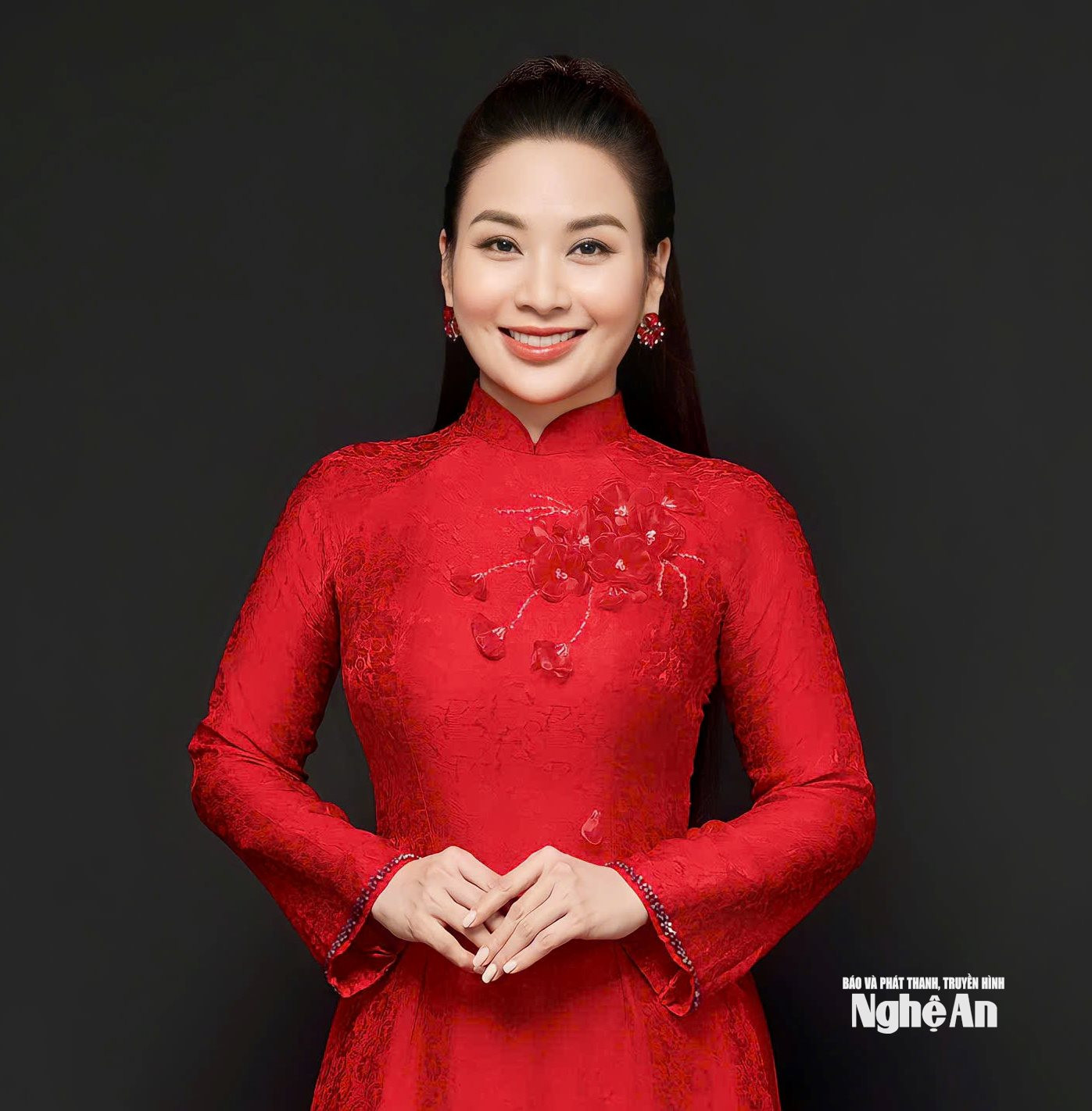 MC dân ca ví giặm Ảnh NVCC00001