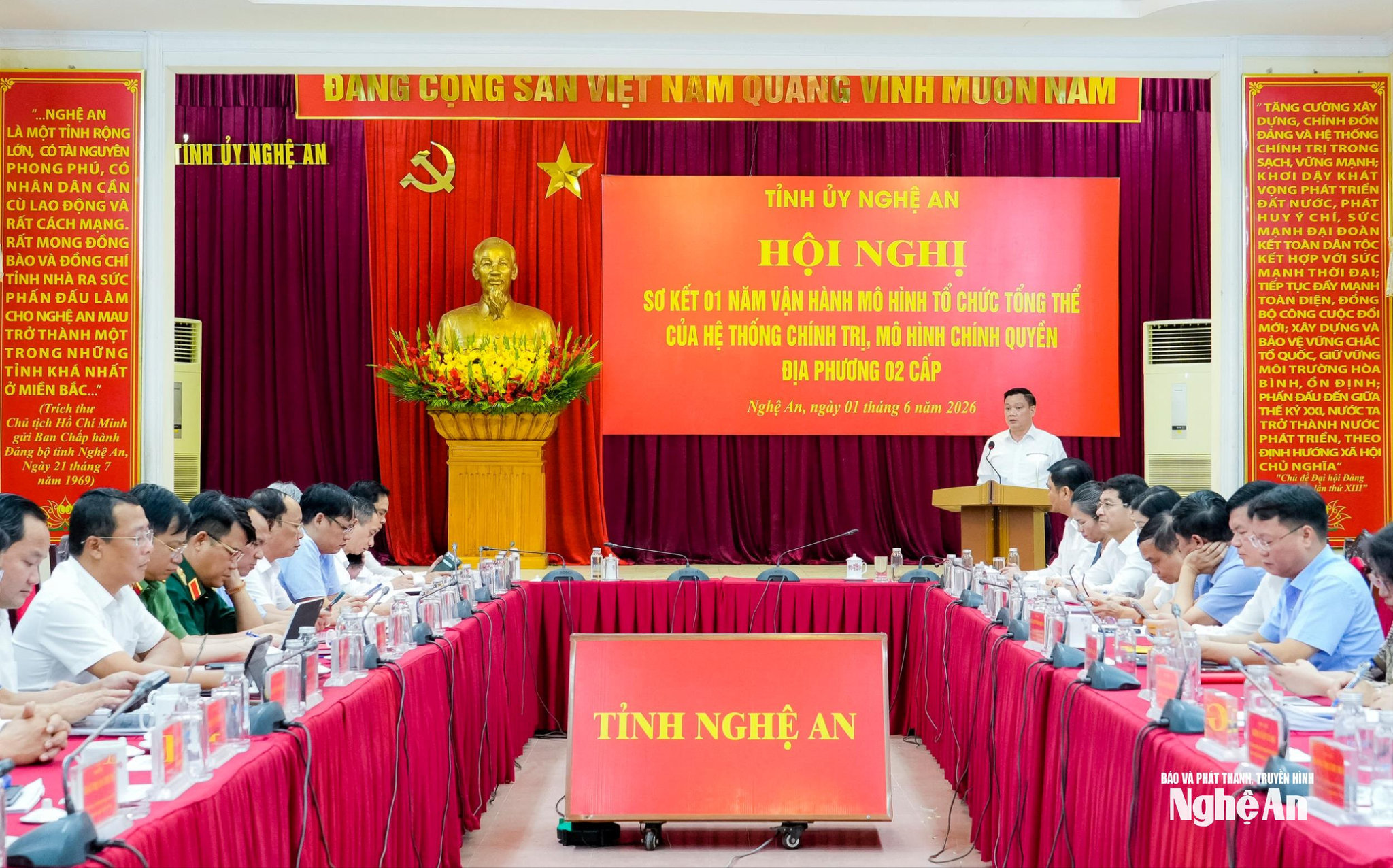 bna__dsc4288-5924e53288ee7b951a6c9c8db988e67e-1--8566f385ee3779c5bc2bbc62c3733d93.jpg