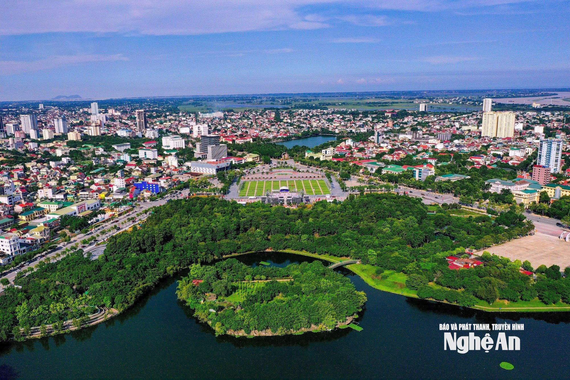 Ảnh tư liệu Sách Nguyễn