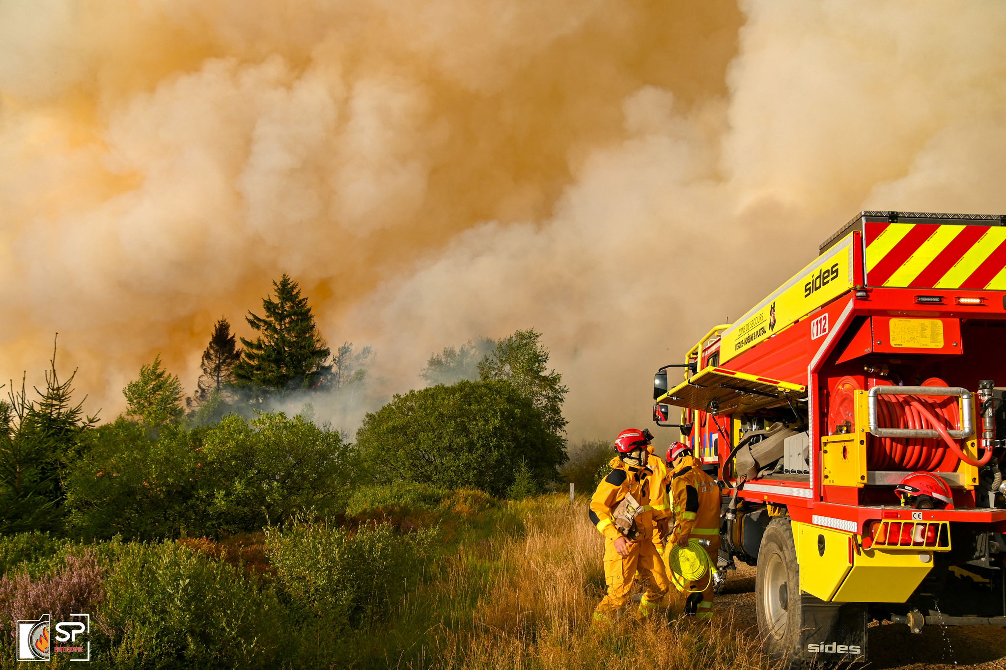 afp__20260817__c4uq4nq__v1__highres__belgiumenvironmentweatherclimatewildfire.jpg