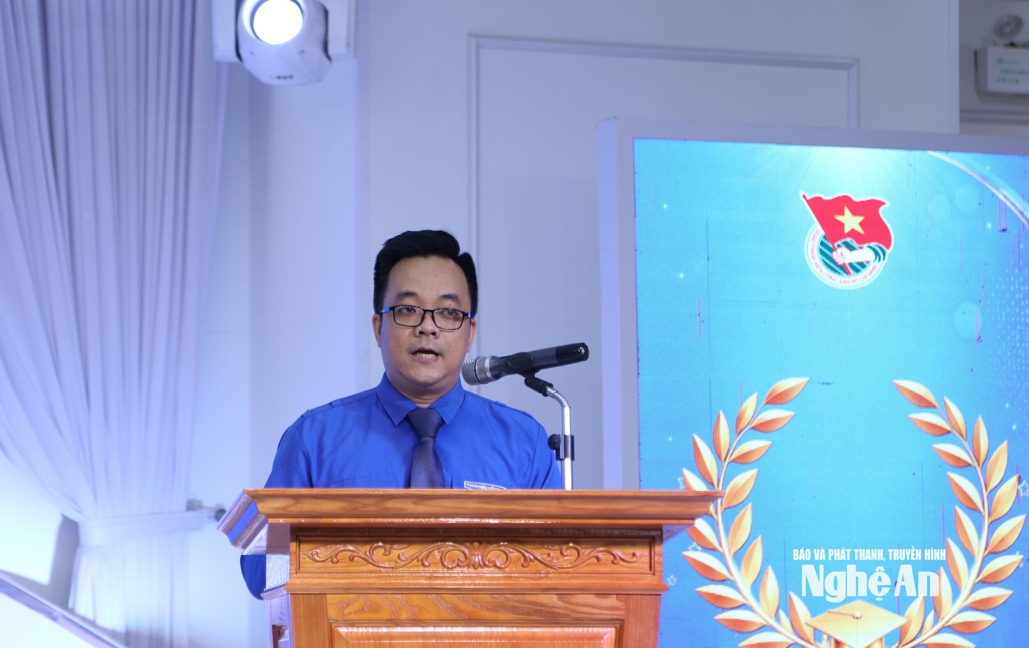 Anh Nguyễn Bá Tuấn Anh, UVBTV Tỉnh đoàn, Bí thư Đoàn các cơ quan Đảng tỉnh Nghệ An, Trưởng Ban Tổ chức khai mạc buổi lễ.