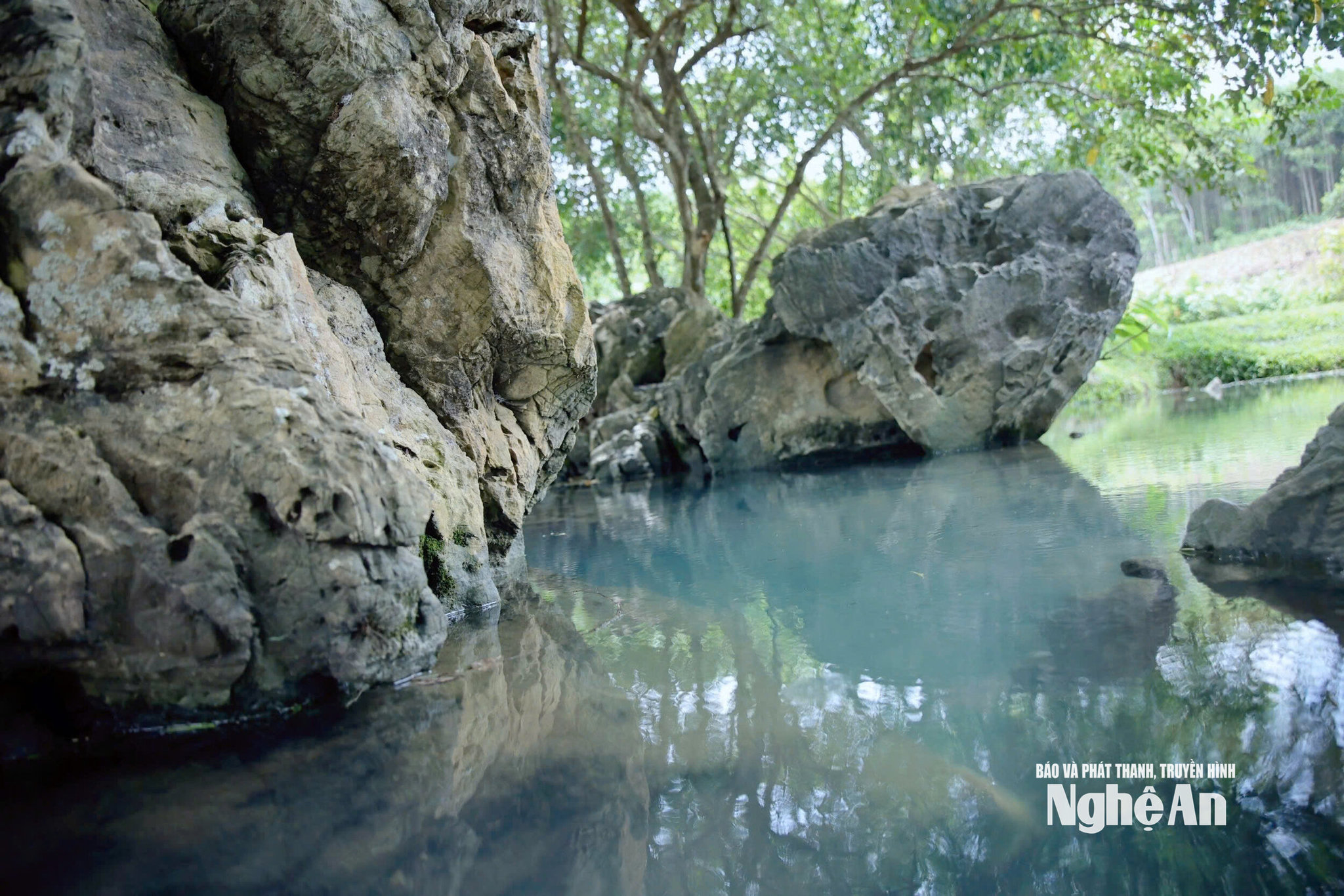 mó nước 12