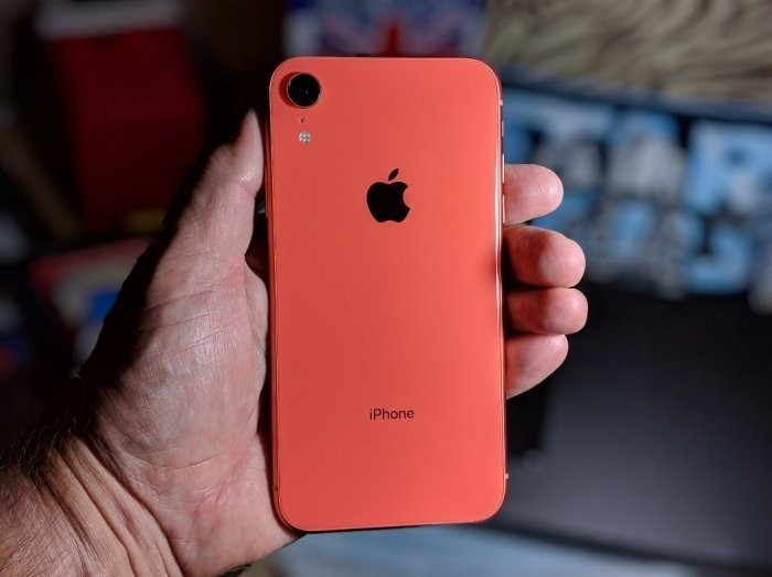 Bộ đôi iPhone XR và iPhone 11 trong phân khúc giá rẻ