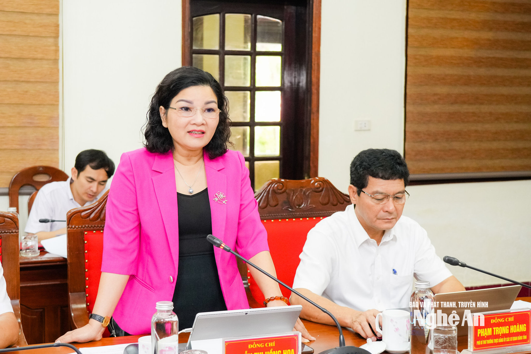 chị hoa