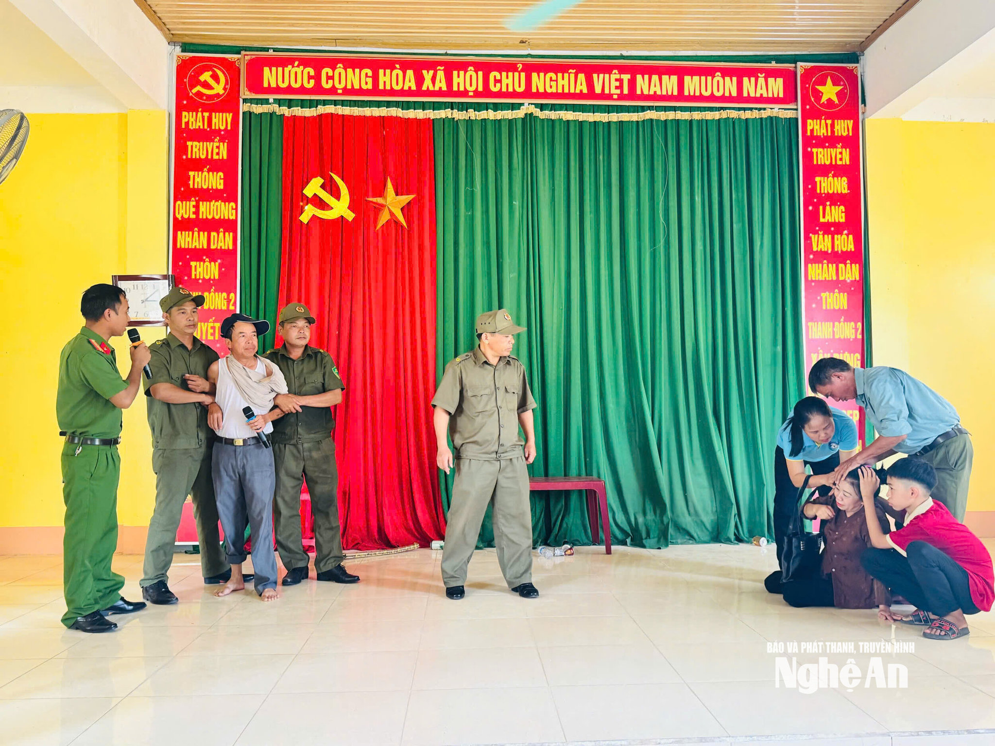 tiet-muc-phong-chong-bao-luc-gia-dinh-tai-thon-thanh-dong-2-xa-nghia-dong.jpg