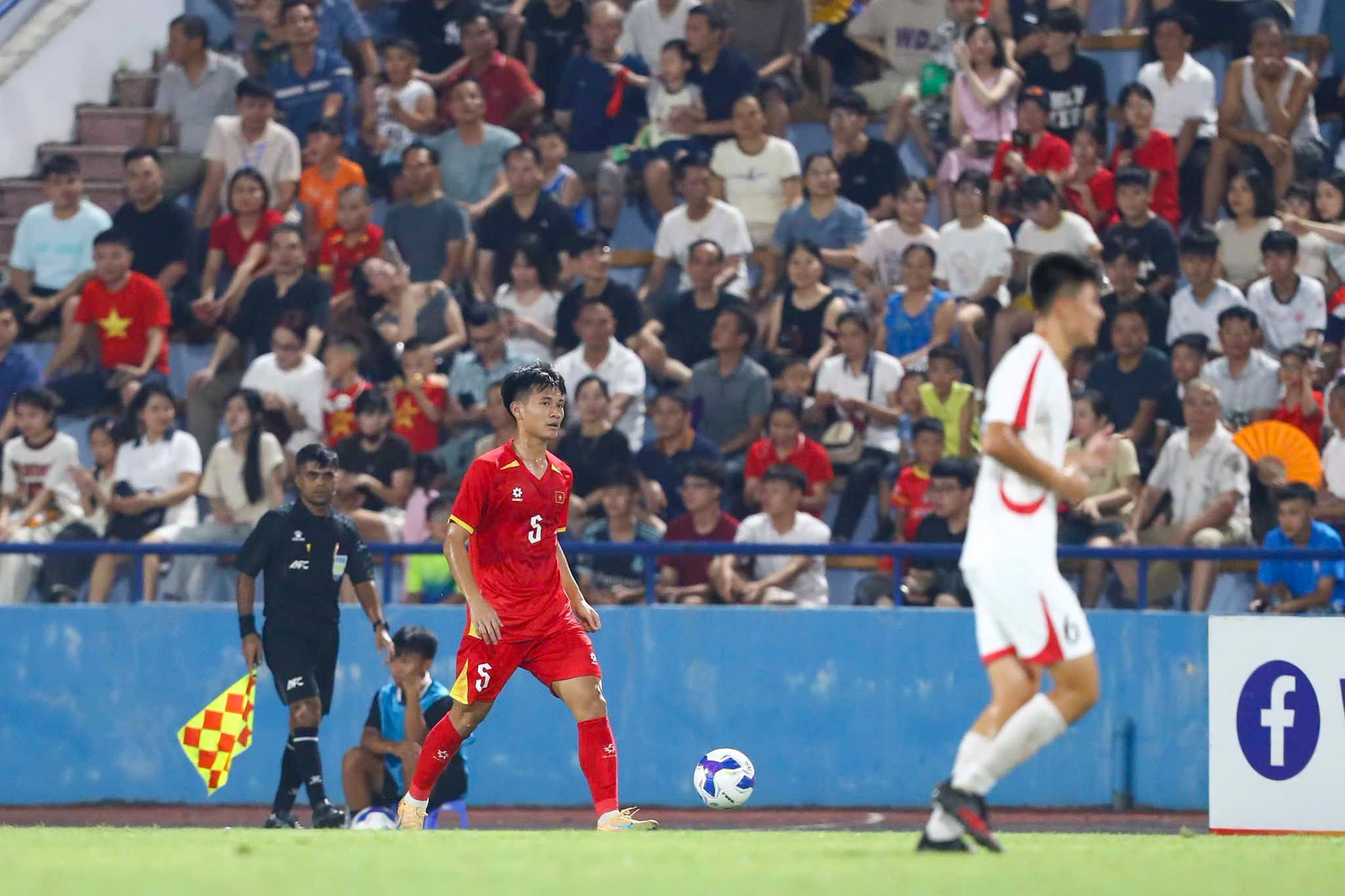 Kịch bản để U20 Việt Nam vượt qua vòng loại châu Á sau trận thua đậm Triều Tiên 4 Why is U19 champion Song Lam Nghe An absent from the Vietnam U20 team?