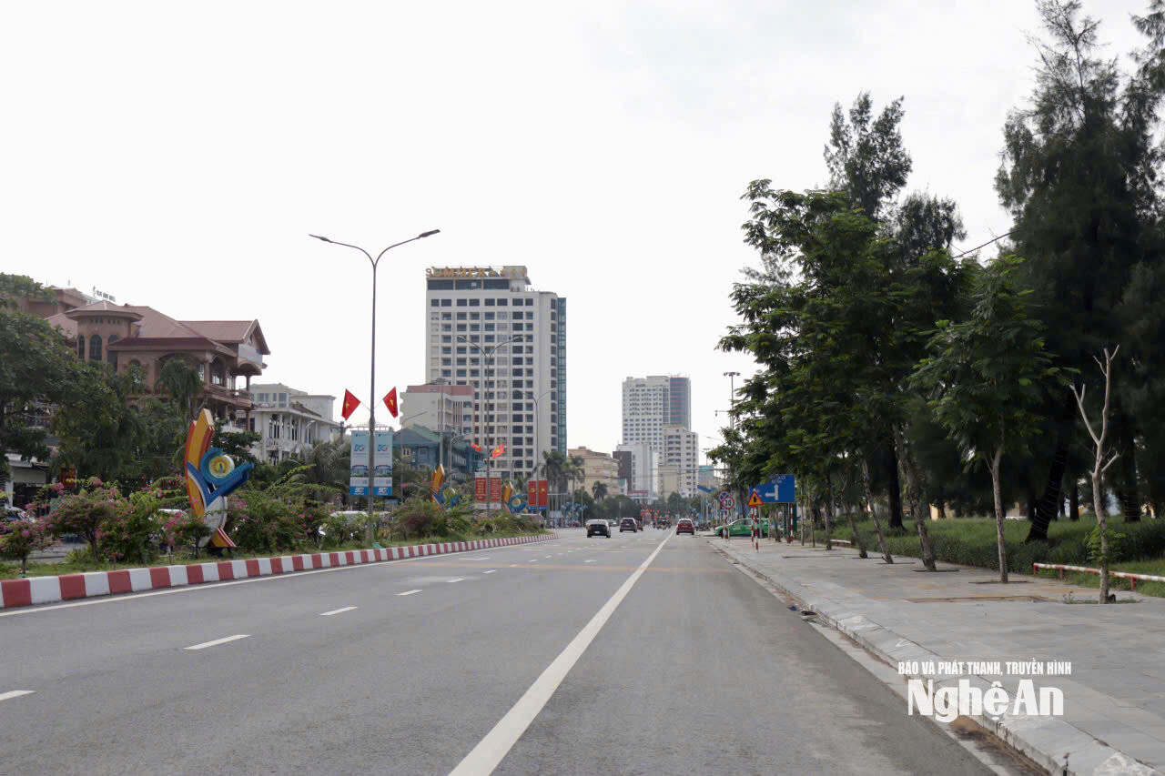 Đường Binh Minh cửa lò, ảnh Trân Châu