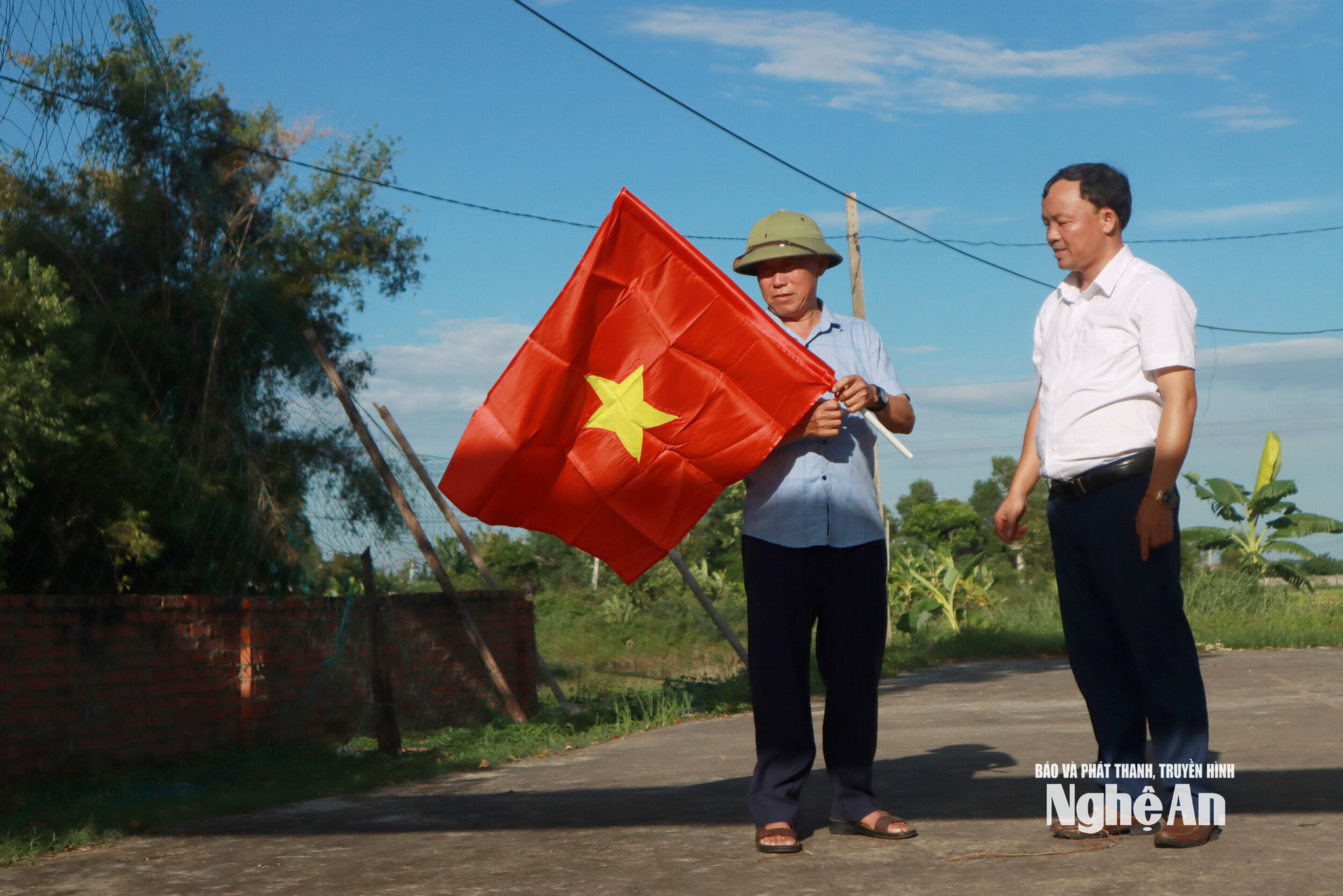 đường cờ xóm đạo Yên Trung Ảnh Diệp Thanh00011