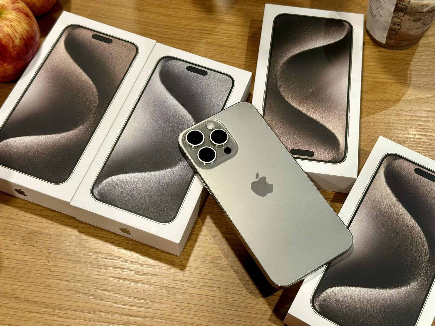 Hệ thống camera zoom quang học của iPhone 15 Pro Max