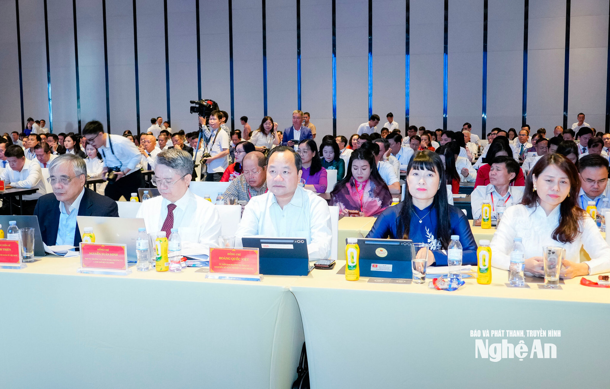 bna__dsc2122.jpg