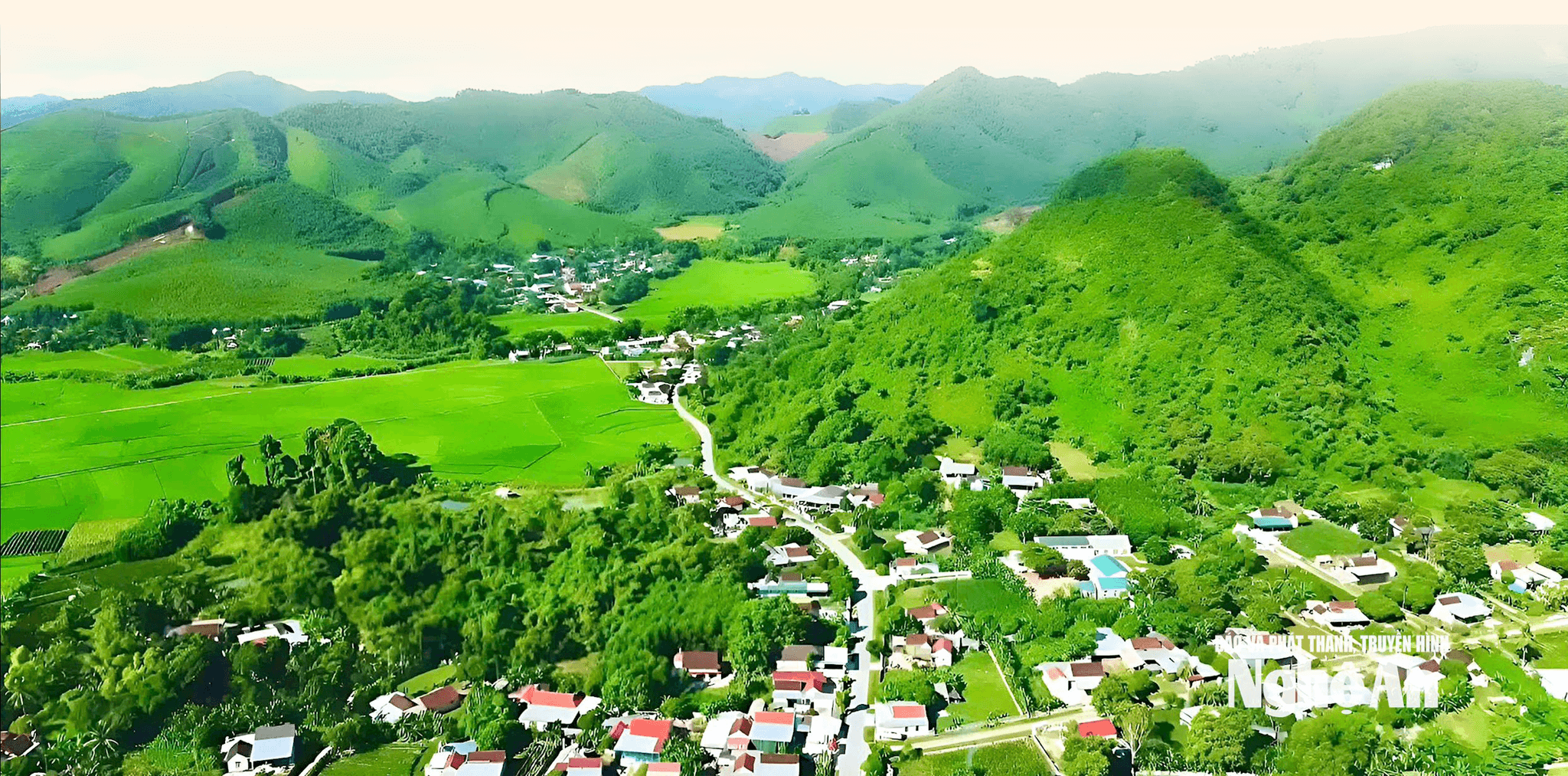 Xã Mường Ham nhìn từ trên cao