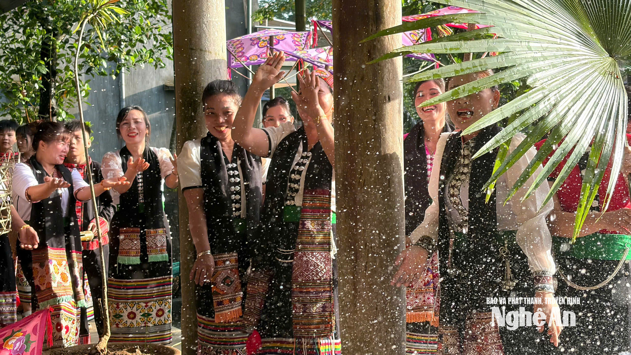 cầu mưa 2