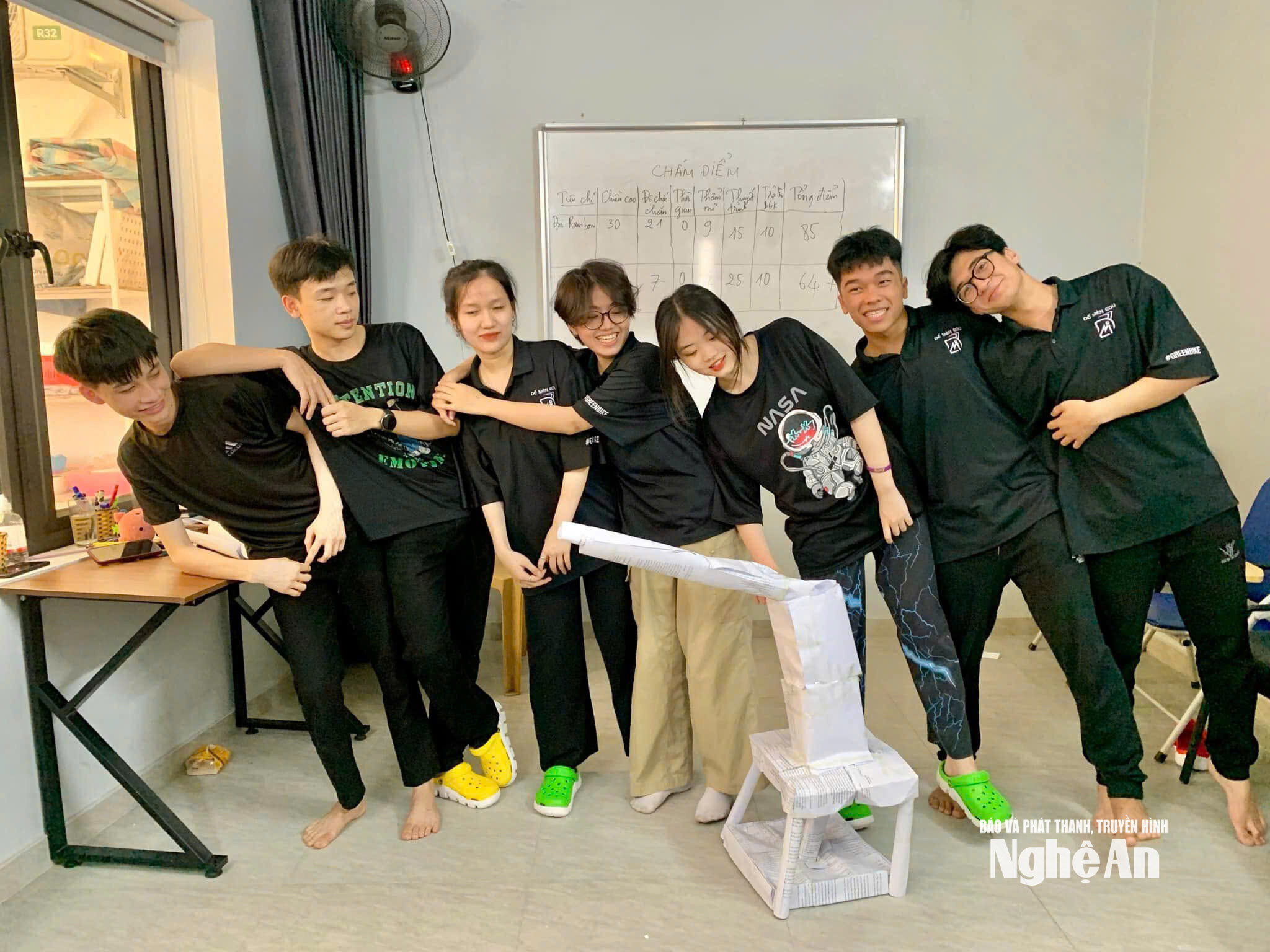 lớp học thân tâm xã Ảnh NVCC00008