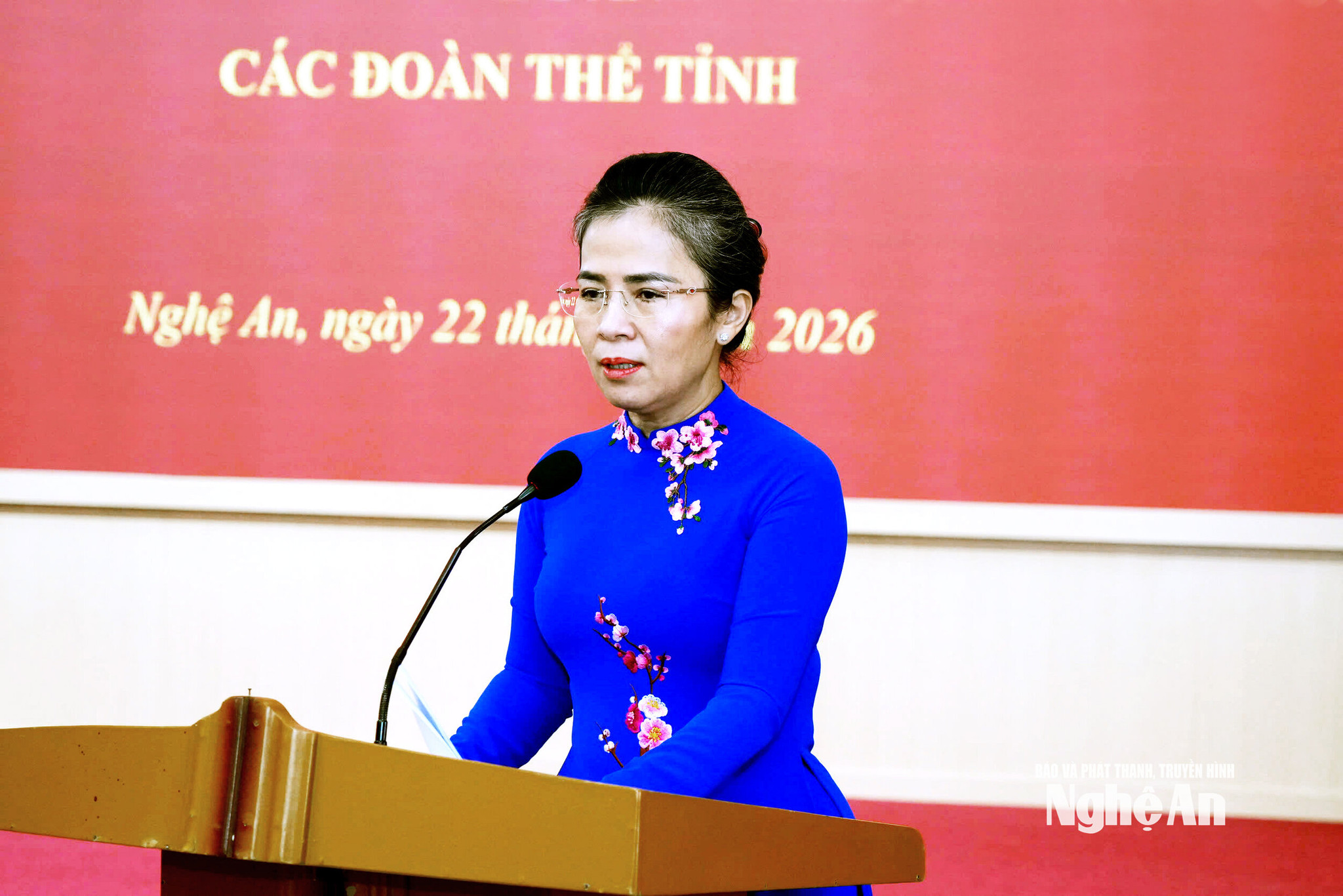 Chị sinh