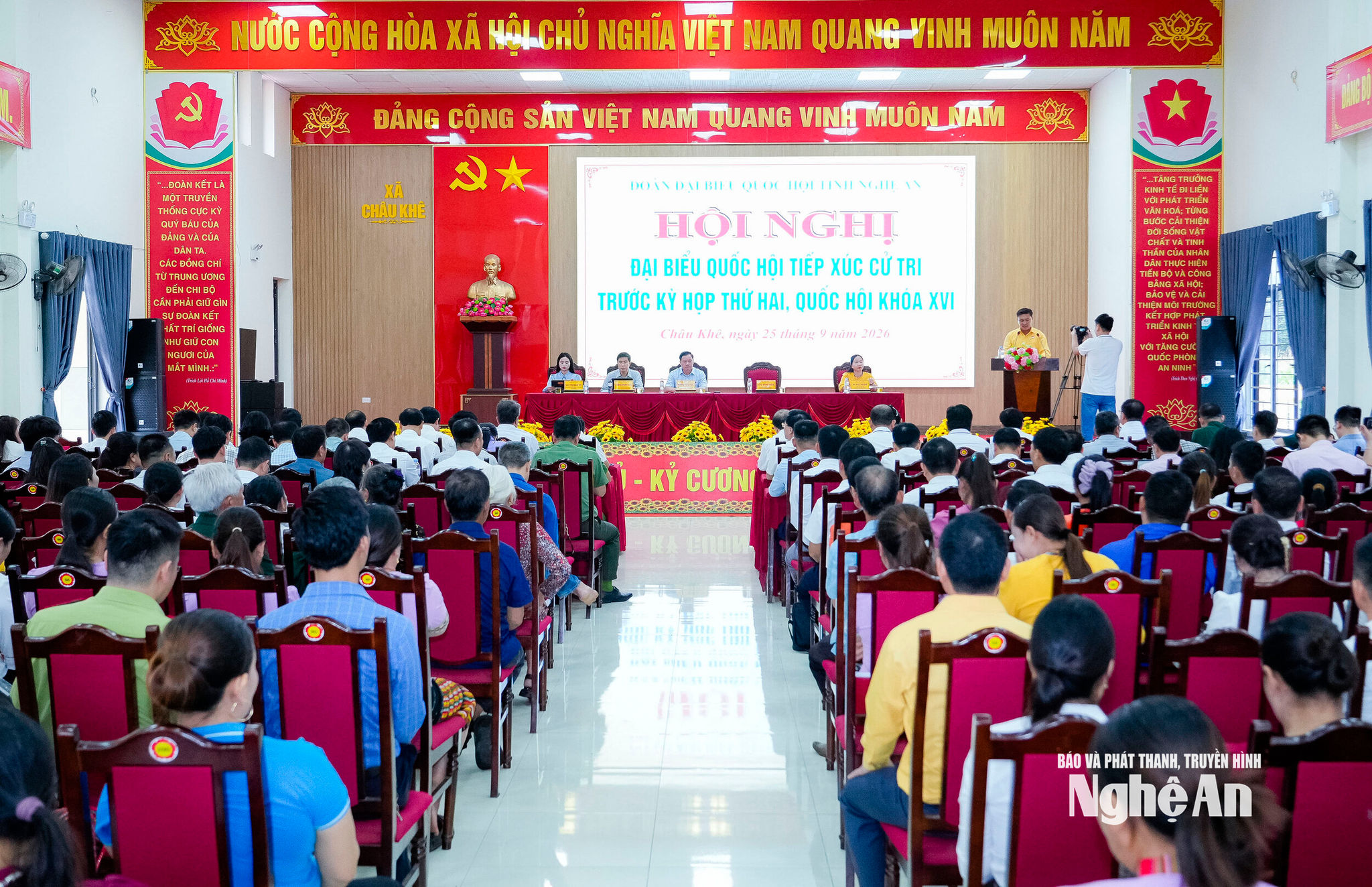 bna__dsc1303.jpg