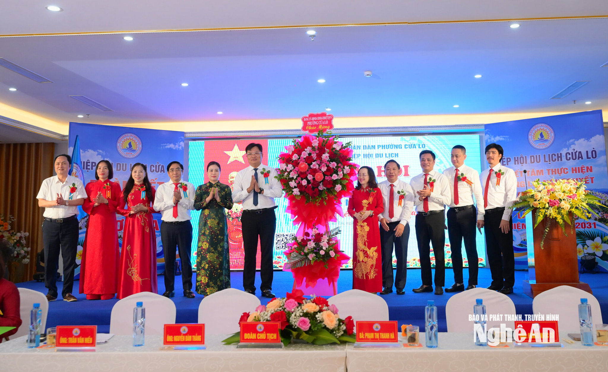 tặng hoa