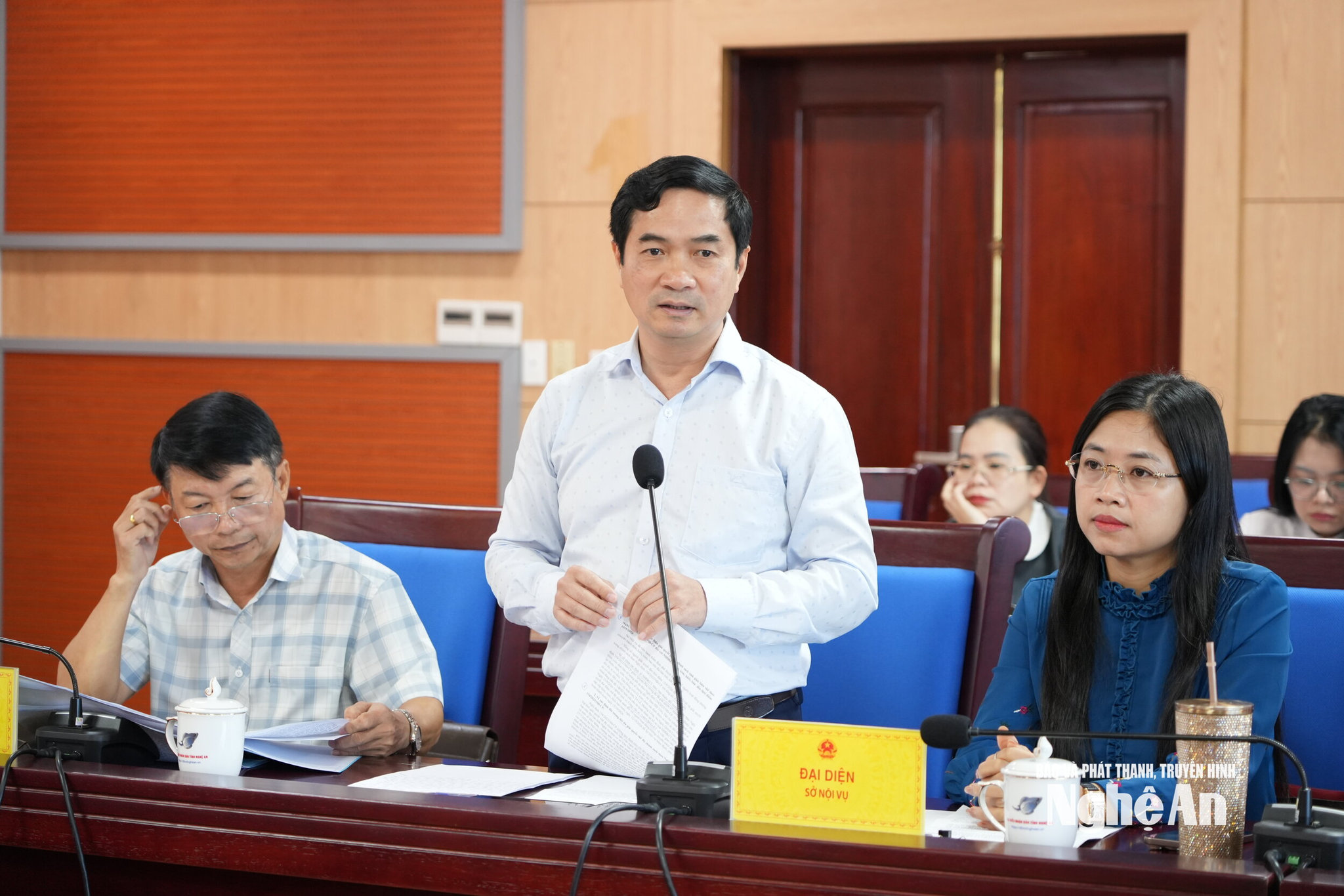 nội vụ