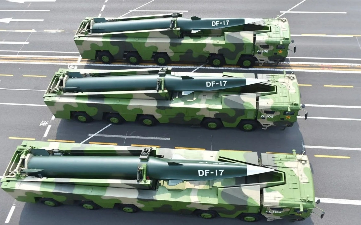 Tên lửa DF-17 được xem là phương tiện lướt siêu vượt âm