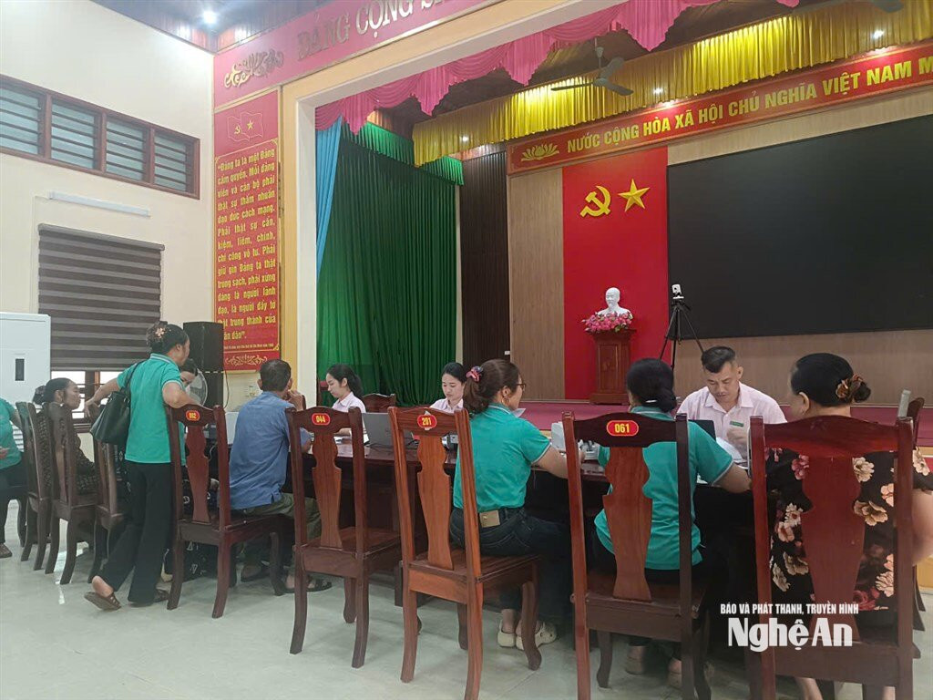 Ngân hàng CSXH Nghi Lộc giải ngân nguồn vốn
