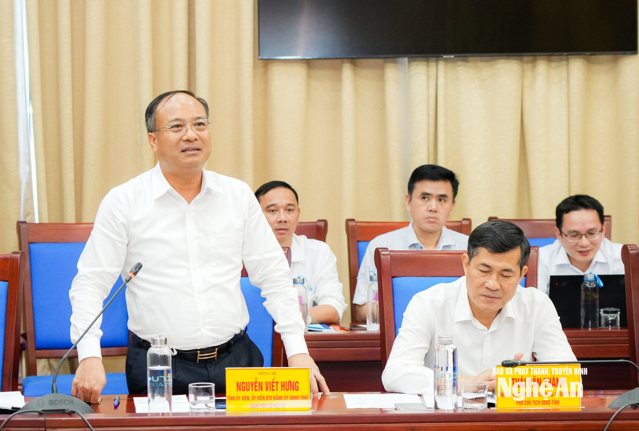 Nguyễn Viết Hưng