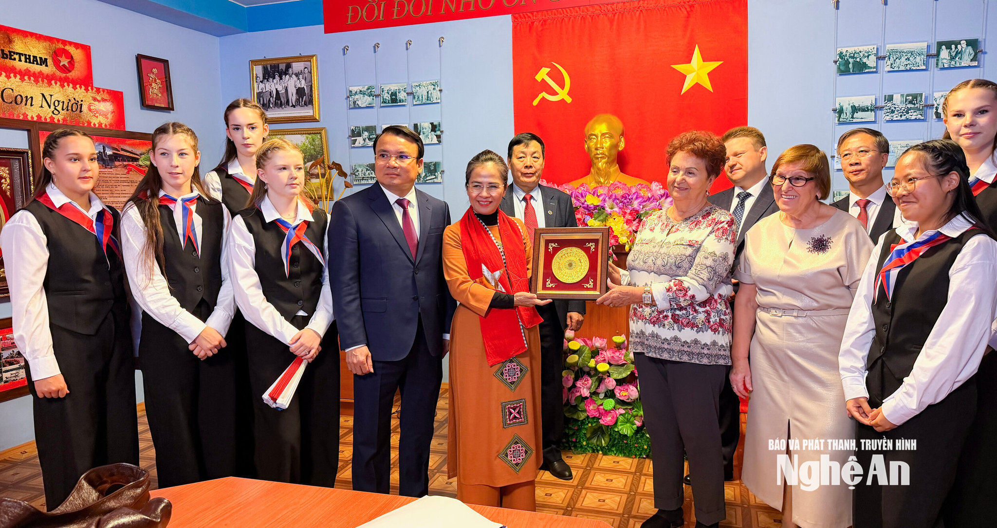 Tang qua troung
