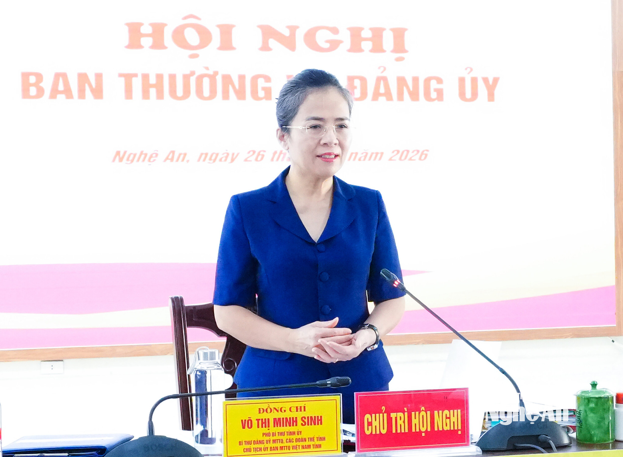 Đồng chí Võ Thị Minh Sinh – Phó Bí thư Tỉnh ủy, Chủ tịch Ủy ban MTTQ Việt Nam tỉnh, Bí thư Đảng ủy Mặt trận Tổ quốc và các đoàn thể tỉnh kết luận tại hội nghị. Ảnh: Mai Hoa