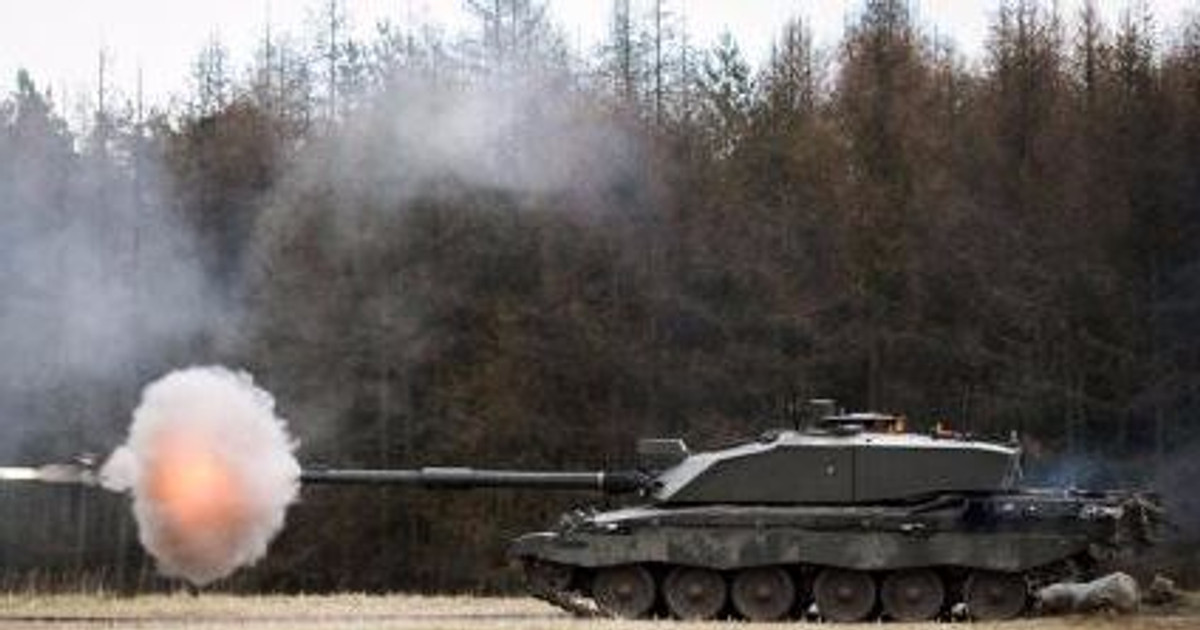Bị xếp hạng thứ ba, Anh vội nâng cấp tăng Challenger 2