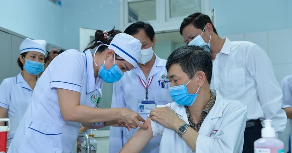 Giám đốc Sở Y tế Nghệ An nêu giải pháp hạn chế tình trạng cán bộ y tế công lập thôi việc, bỏ việc