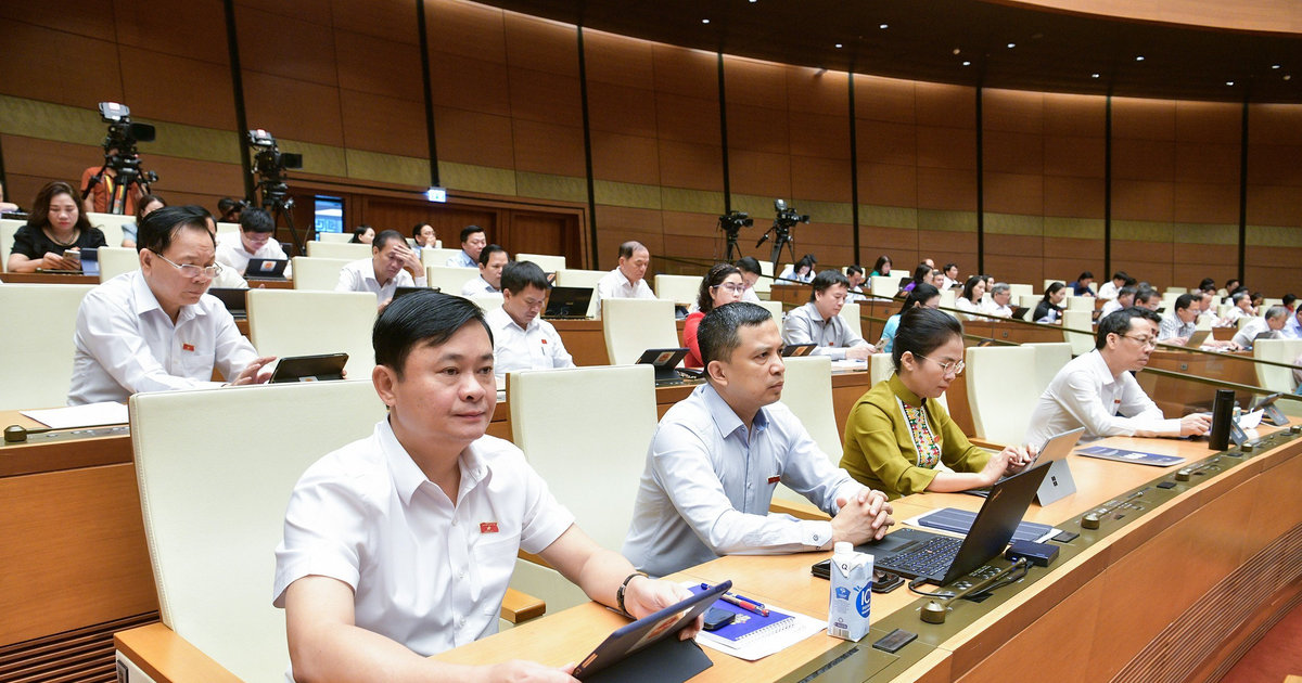 Quốc hội chất vấn các lĩnh vực kiểm toán, văn hóa, thể thao và du lịch