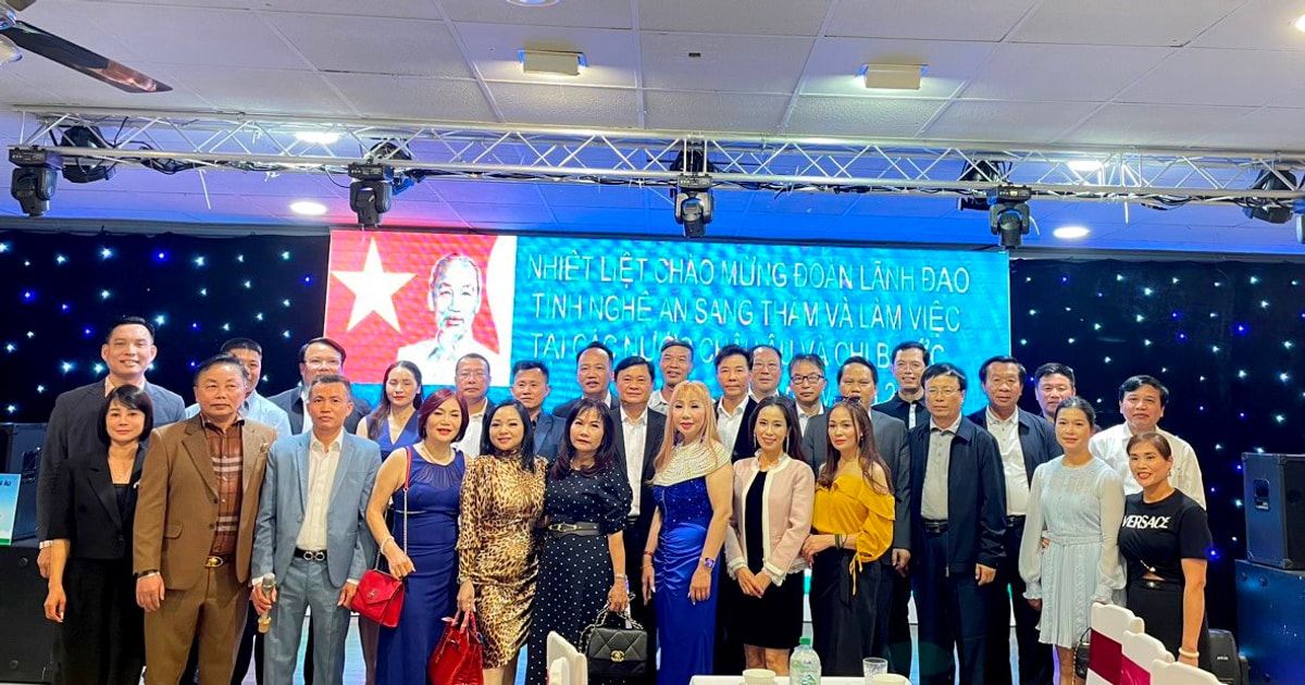 Bí thư Tỉnh ủy Thái Thanh Quý gặp mặt Hội đồng hương Nghệ An tại CHLB Đức