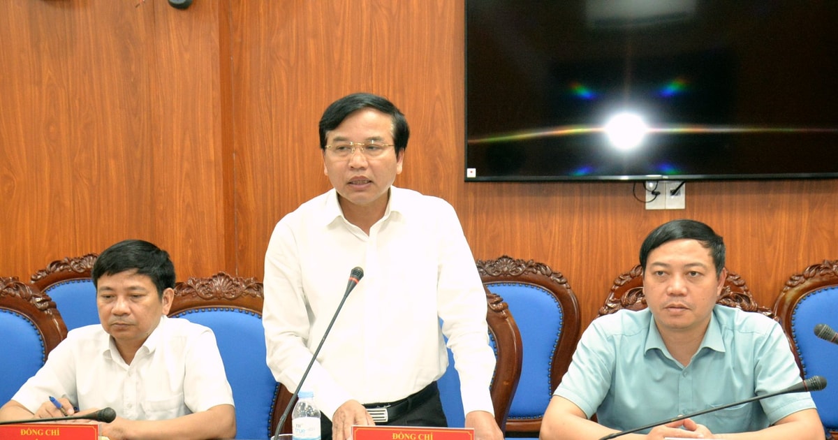 Thường trực HĐND tỉnh Nghệ An làm việc với Sở Nông nghiệp và Phát triển nông thôn về xây dựng nông thôn mới