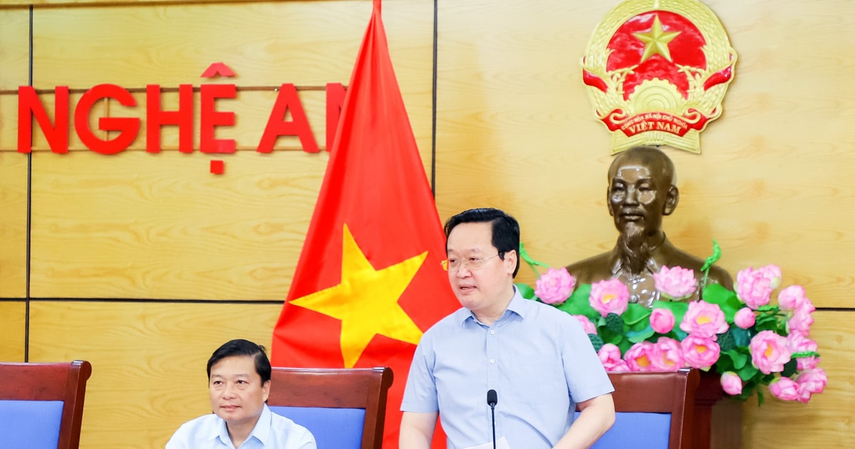 Chủ tịch UBND tỉnh: Tập trung rà soát mục tiêu, chỉ tiêu để quyết tâm thực hiện đạt mức cao nhất