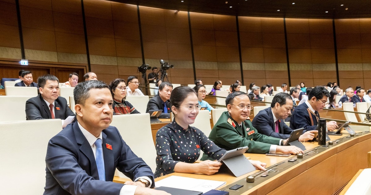 Quốc hội chính thức thông qua điều chỉnh lương cơ sở lên 2,34 triệu đồng