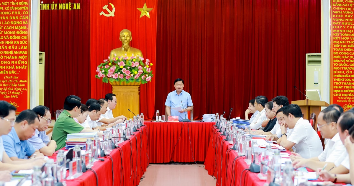 Ban Thường vụ Tỉnh ủy Nghệ An họp phiên thường kỳ