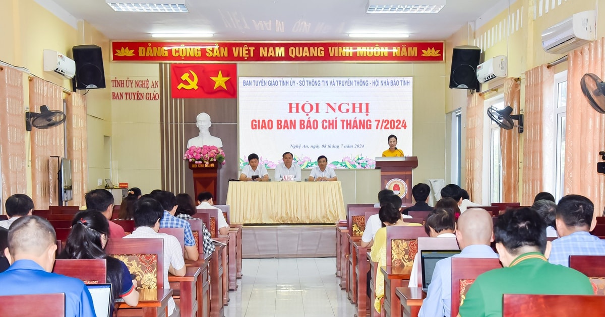 Các cơ quan báo chí đẩy mạnh tuyên truyền về việc triển khai sáp nhập đơn vị hành chính.