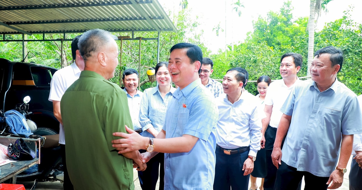 Bí thư Tỉnh ủy Nghệ An Thái Thanh Quý thăm, tặng quà gia đình chính sách, người có công tại huyện Tân Kỳ