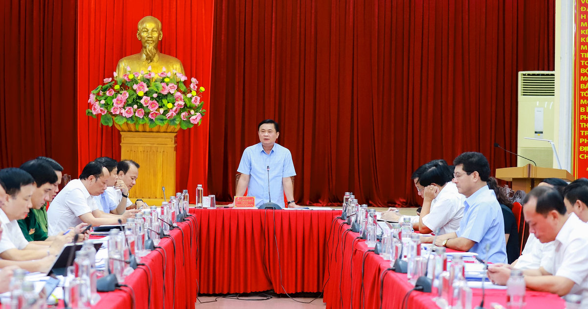 Ban Thường vụ Tỉnh ủy Nghệ An họp phiên thường kỳ tháng 7