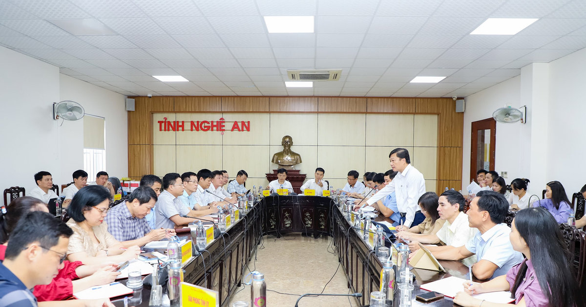 Phó Chủ tịch Thường trực UBND tỉnh Nghệ An chủ trì phiên tiếp công dân định kỳ tháng 8