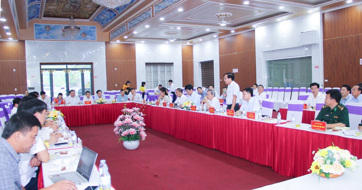 Huyện Tương Dương gặp mặt các cơ quan, đơn vị được phân công giúp đỡ xã nghèo trên địa bàn