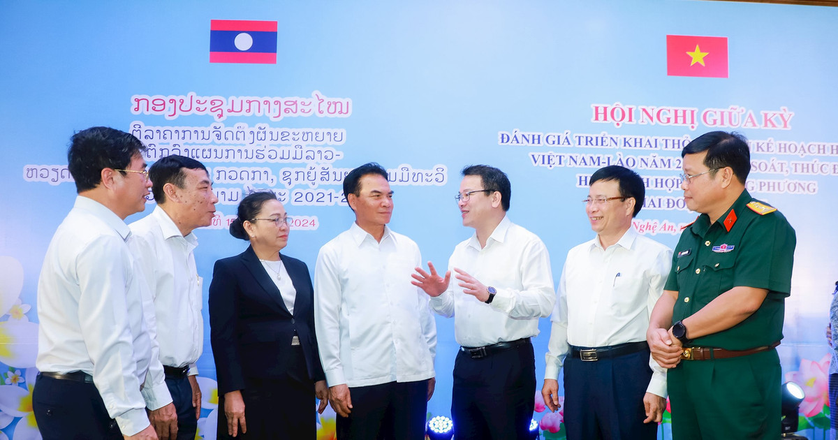 Ủy ban hợp tác hai nước Việt Nam- Lào đánh giá giữa kỳ quá trình hợp tác song phương