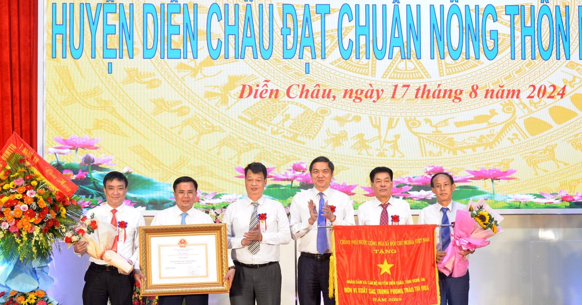 Lễ công bố huyện Diễn Châu đạt chuẩn nông thôn mới