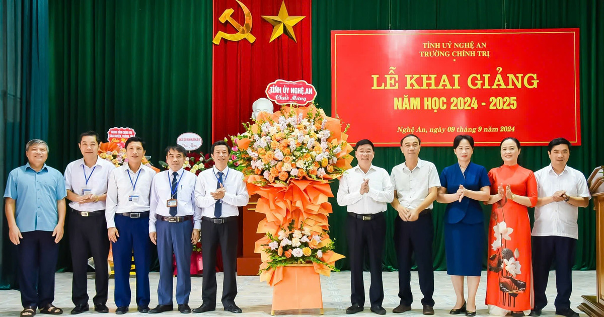Trường Chính trị tỉnh Nghệ An khai giảng năm học mới 2024 - 2025