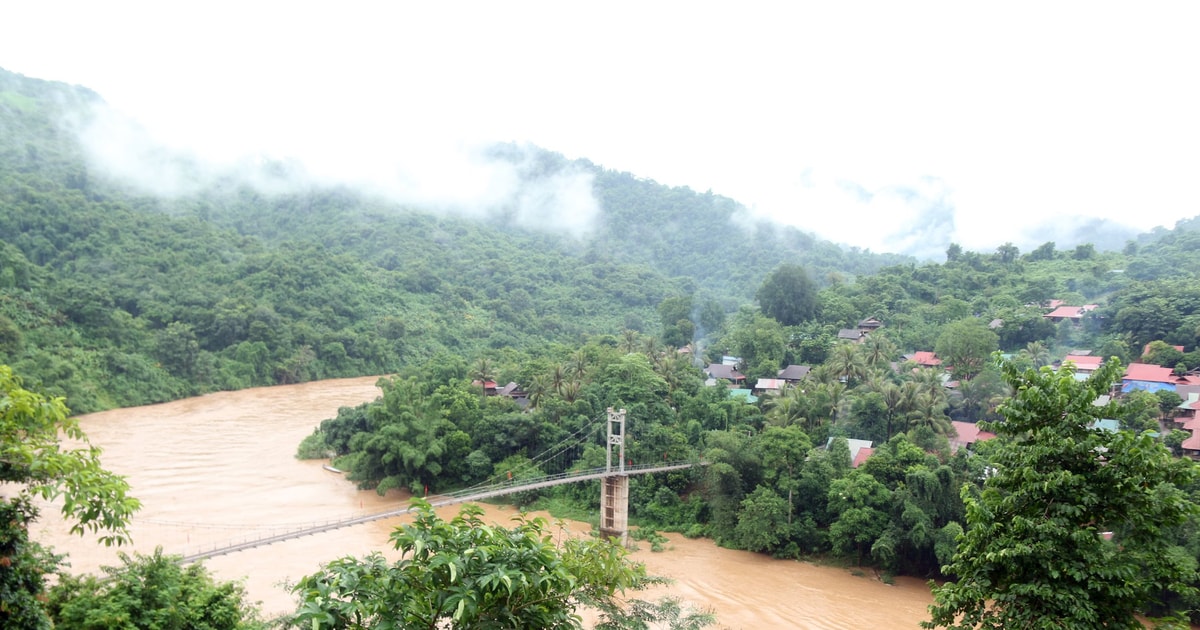 Xuất hiện hàng chục điểm sạt lở, bản biên giới Kỳ Sơn bị cô lập hoàn toàn