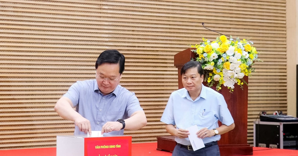 Văn phòng UBND tỉnh Nghệ An phát động ủng hộ đồng bào phía Bắc khắc phục hậu quả bão số 3