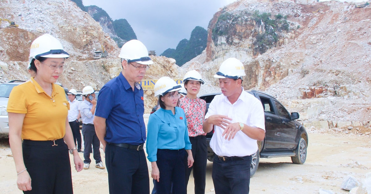 Đoàn đại biểu Quốc hội tỉnh Nghệ An khảo sát việc triển khai thực hiện Luật Khoáng sản