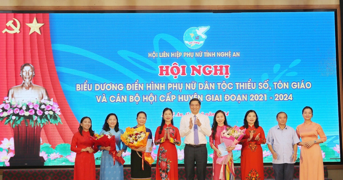 Nghệ An biểu dương 130 hội viên và cán bộ Hội Phụ nữ tiêu biểu