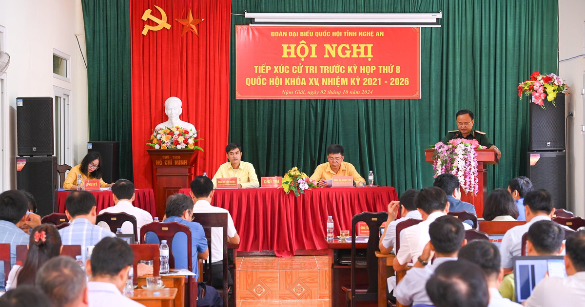 Cử tri Quế Phong đề nghị nâng cấp các tuyến đường miền núi