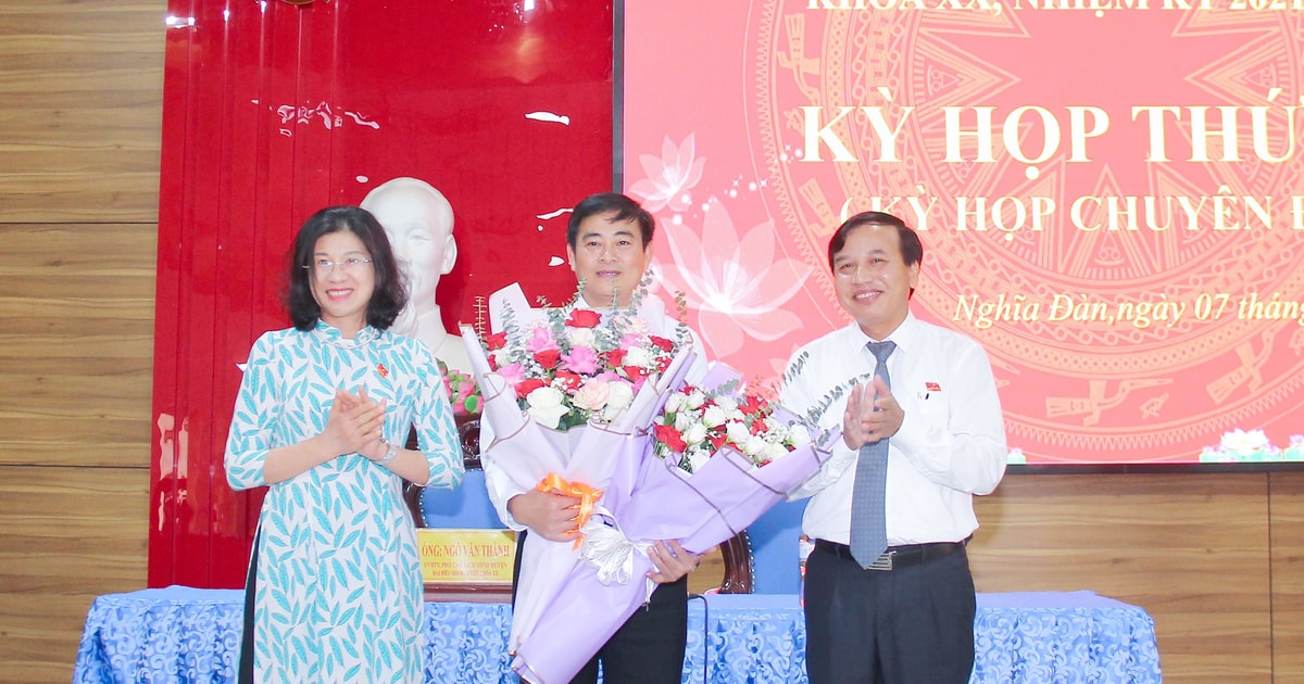 Đồng chí Lê Thái Hùng được bầu giữ chức Chủ tịch HĐND huyện Nghĩa Đàn nhiệm kỳ 2021 - 2026