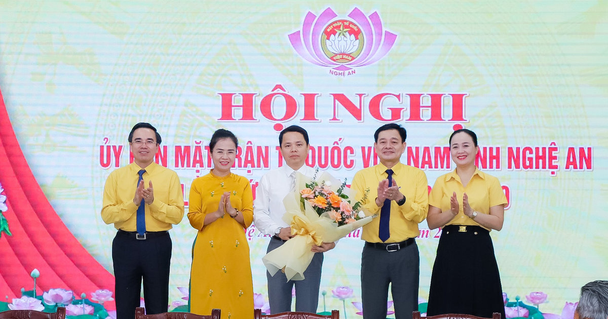 Đồng chí Phan Sỹ Cường được hiệp thương cử giữ chức danh Phó Chủ tịch Ủy ban MTTQ tỉnh Nghệ An